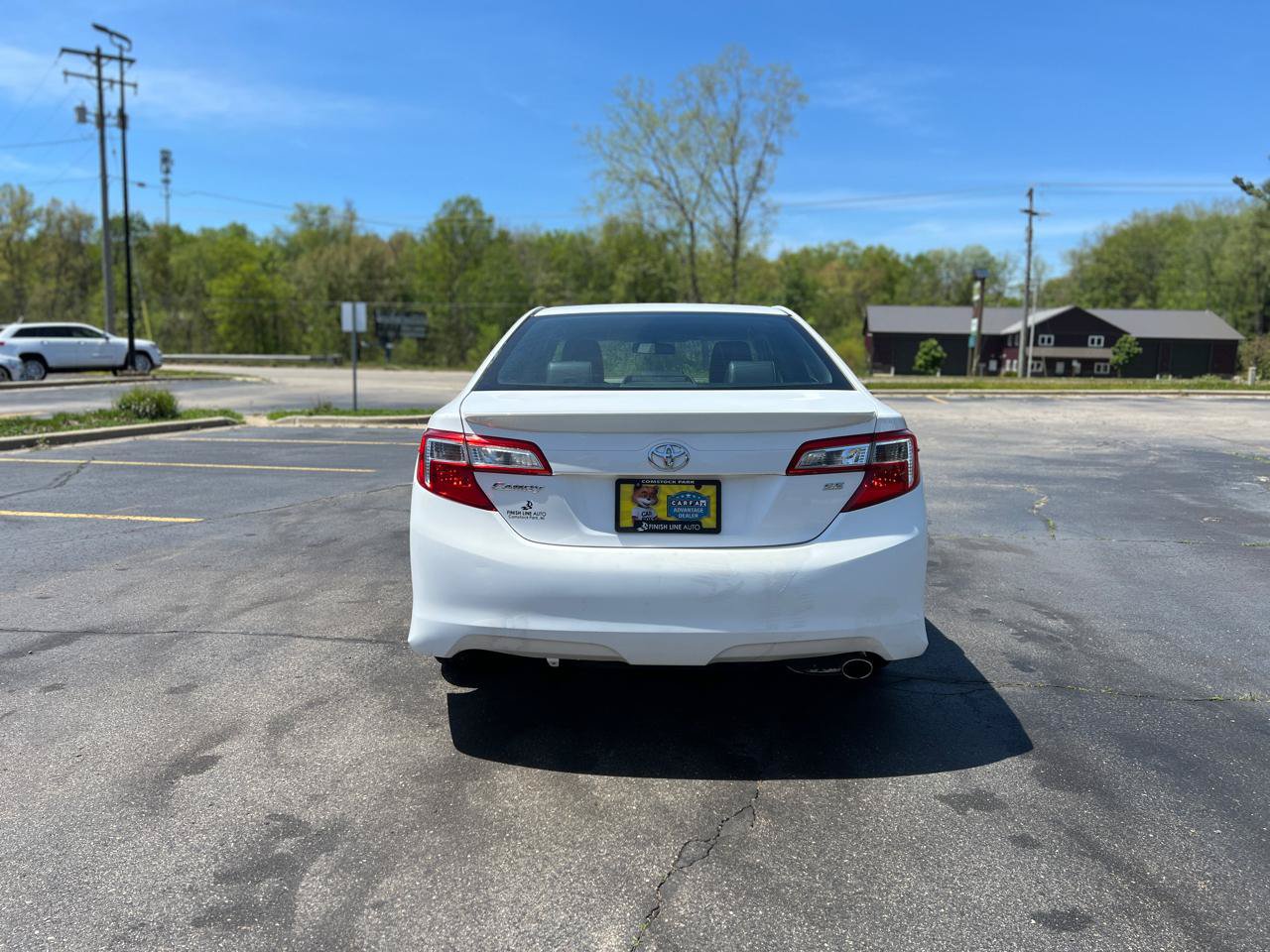 Used 2013 Toyota Camry SE FWD image 6