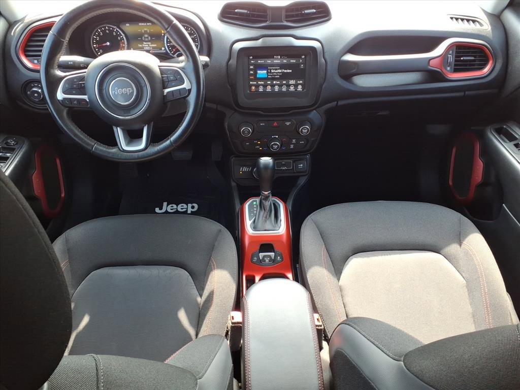 Used 2019 Jeep Renegade Trailhawk w/ Trailer Tow Group image 17