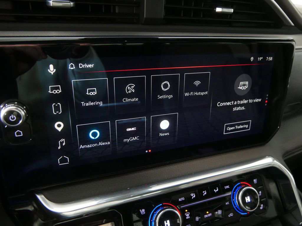 Used 2024 GMC Sierra 3500 Denali w/ Denali Reserve Package image 31