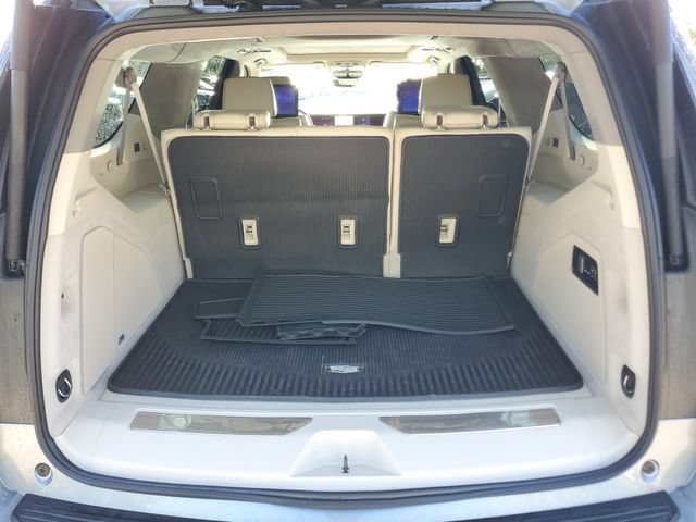 Used 2025 Cadillac Escalade ESV Sport Platinum w/ LPO, Floor Liner Package AWD/4WD image 9