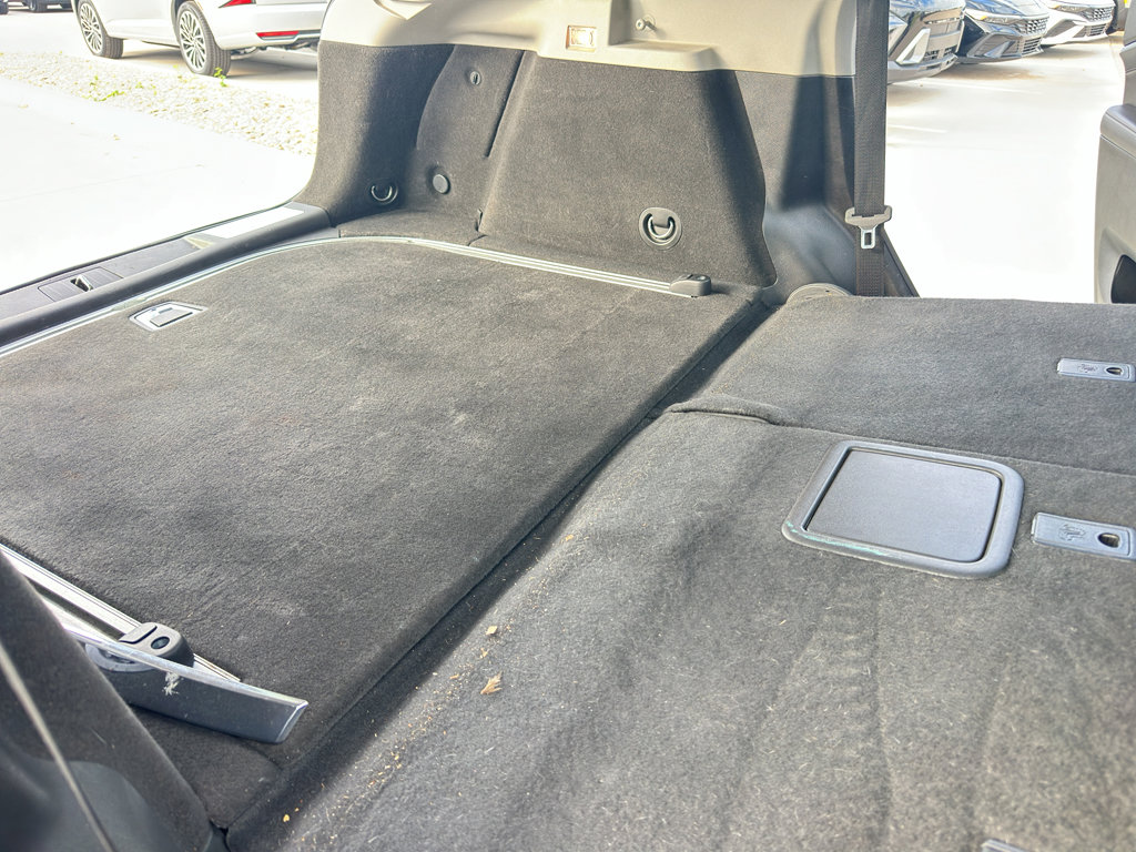 Used 2013 Cadillac SRX Luxury w/ Driver Assist Package image 39