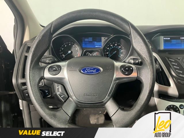 Used 2014 Ford Focus SE w/ SE Winter Package FWD image 12