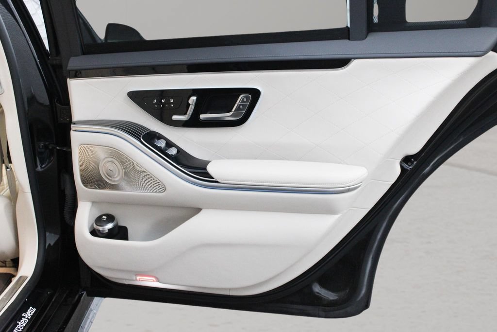 Used 2022 Mercedes-Benz S 580 4MATIC Sedan image 29