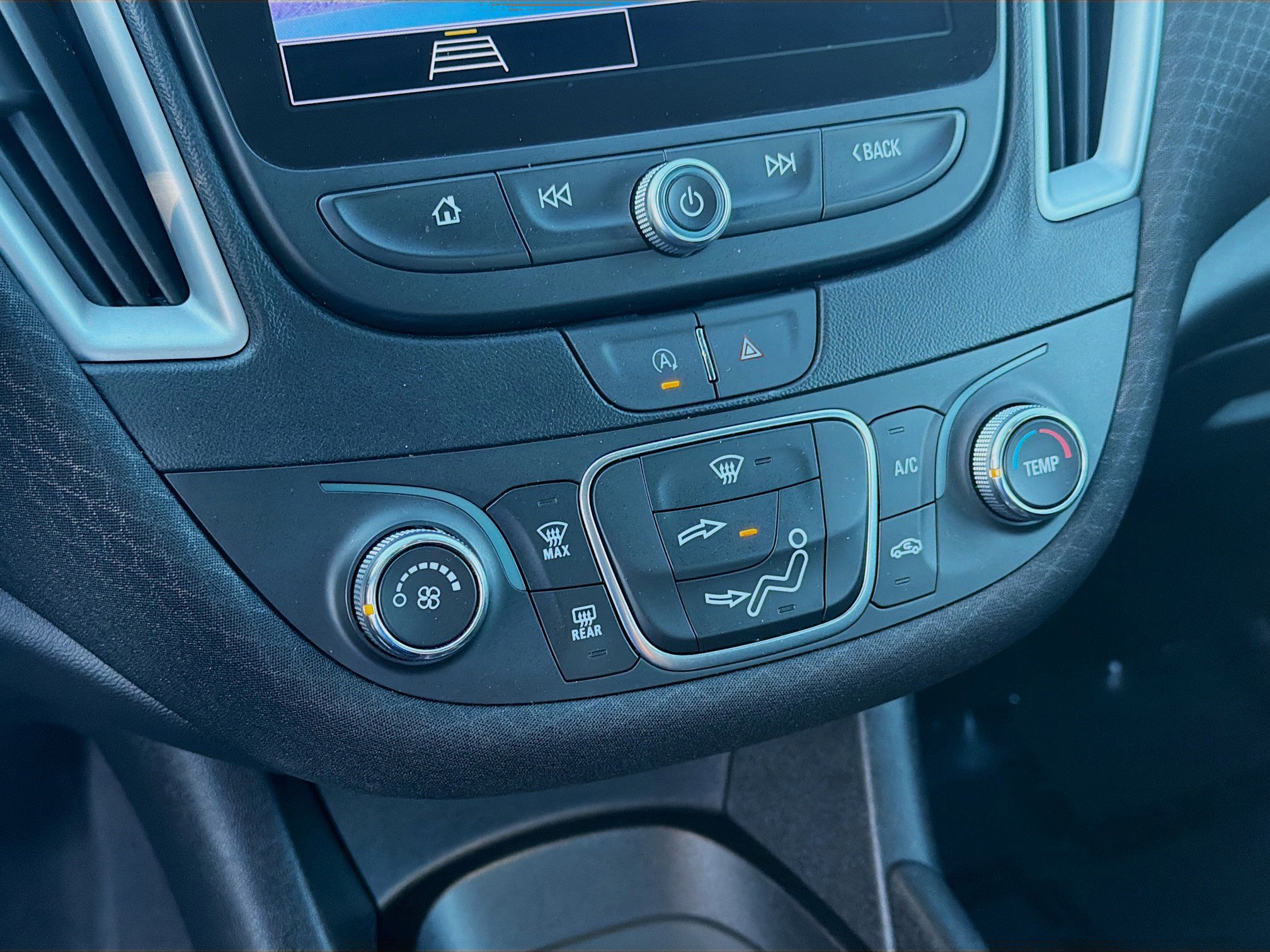 Used 2024 Chevrolet Malibu LS image 12