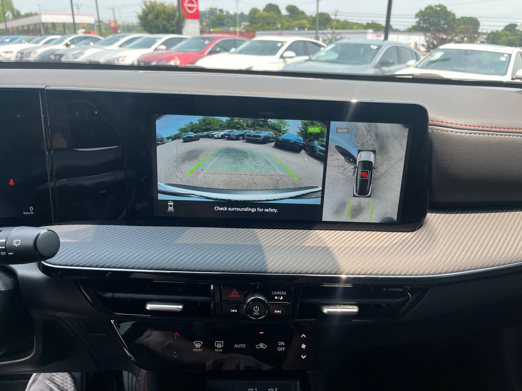 Certified 2026 Nissan Kicks SR FWD image 18
