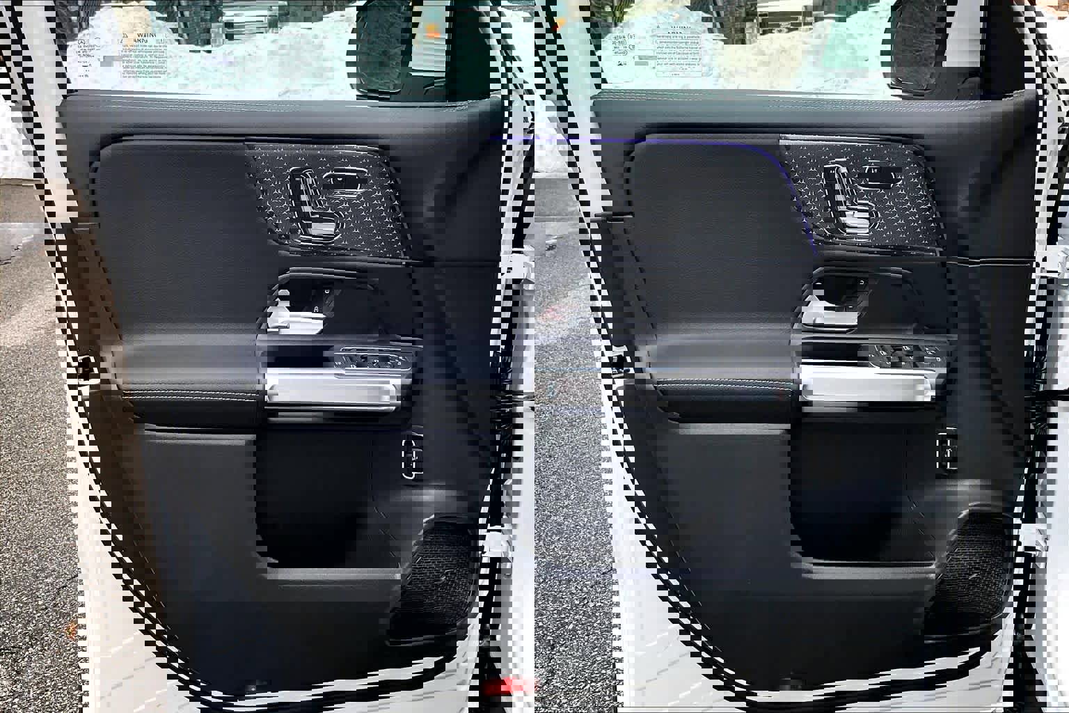 New 2026 Mercedes-Benz GLB 250 4MATIC image 12