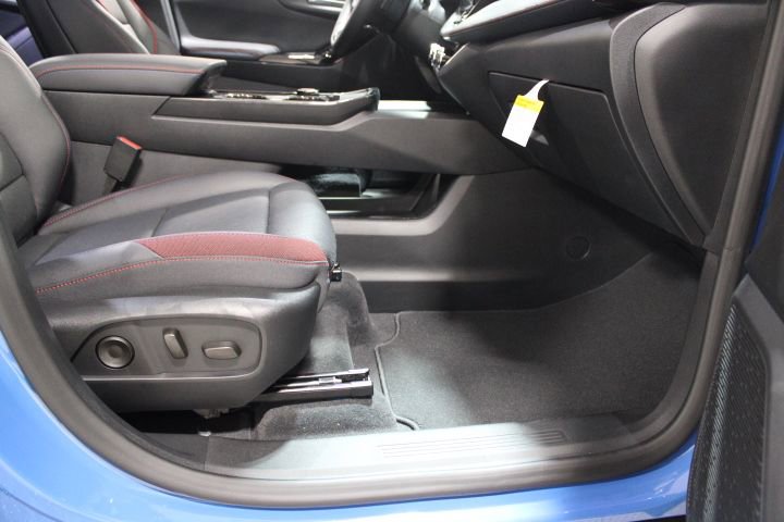 New 2026 Chevrolet Equinox RS w/ Convenience Package III image 25