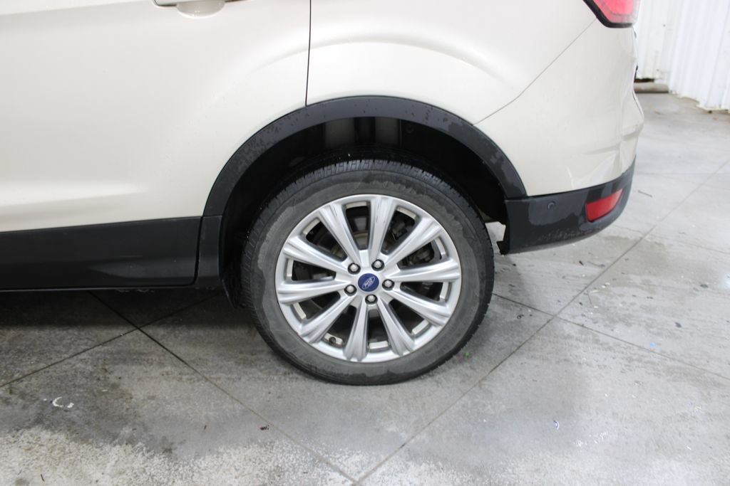 Used 2018 Ford Escape Titanium w/ Ford Safe & Smart Package FWD image 35