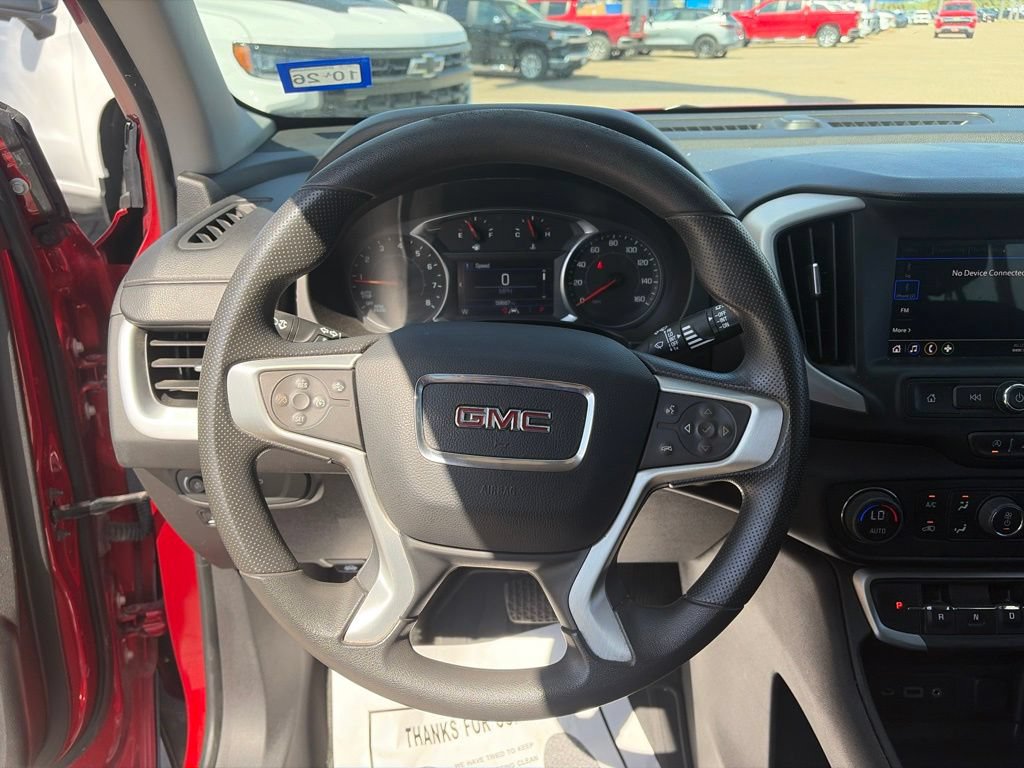 Used 2024 GMC Terrain SLE FWD image 8
