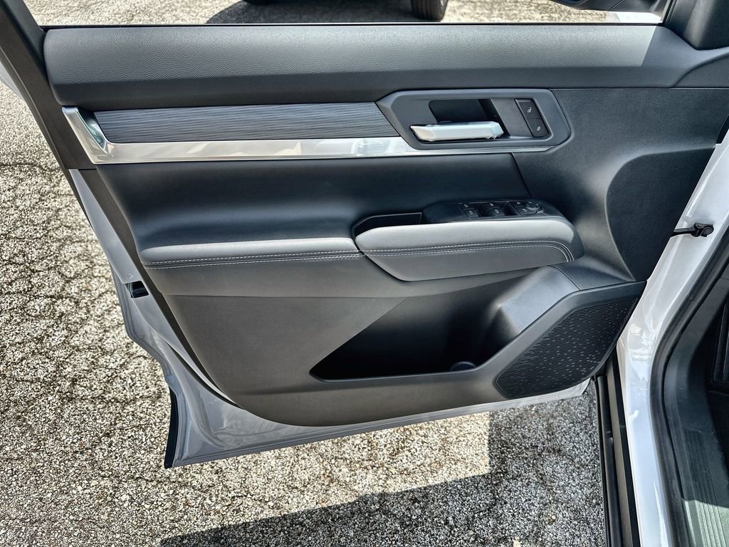 New 2026 GMC Terrain Elevation w/ Technology Package II FWD image 21