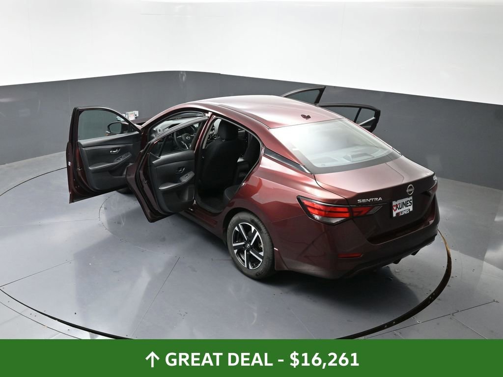 Used 2024 Nissan Sentra SV image 61