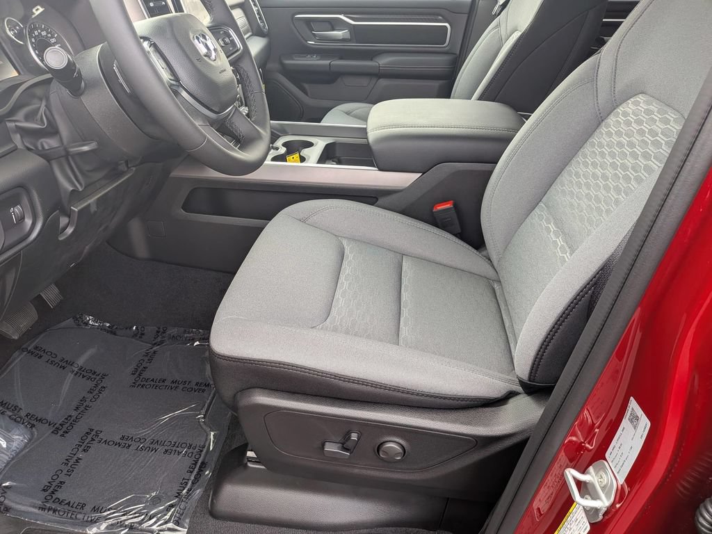 New 2026 RAM 1500 Big Horn AWD/4WD image 12