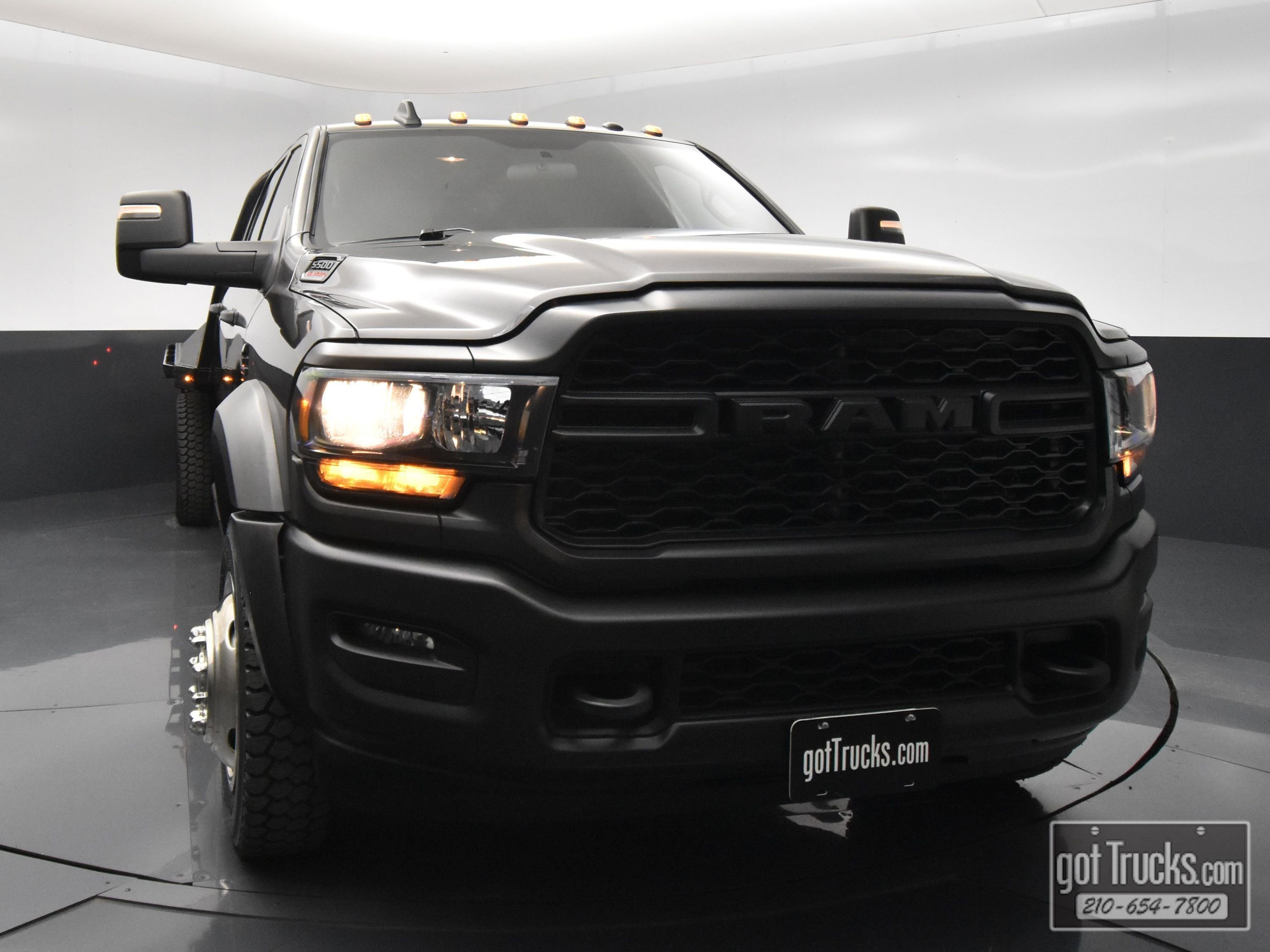 Used 2023 RAM 5500 Tradesman AWD/4WD image 47