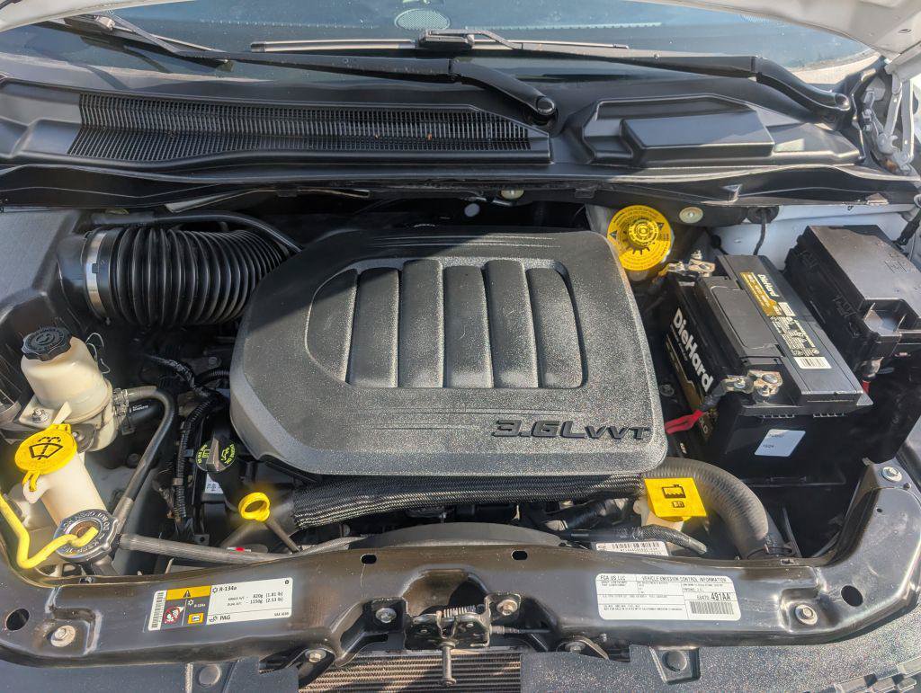 Used 2020 Dodge Grand Caravan SXT FWD image 17