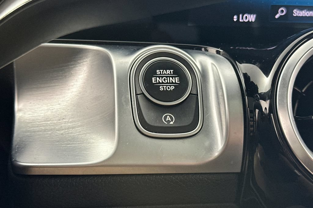 Certified 2022 Mercedes-Benz GLB 250 4MATIC image 29