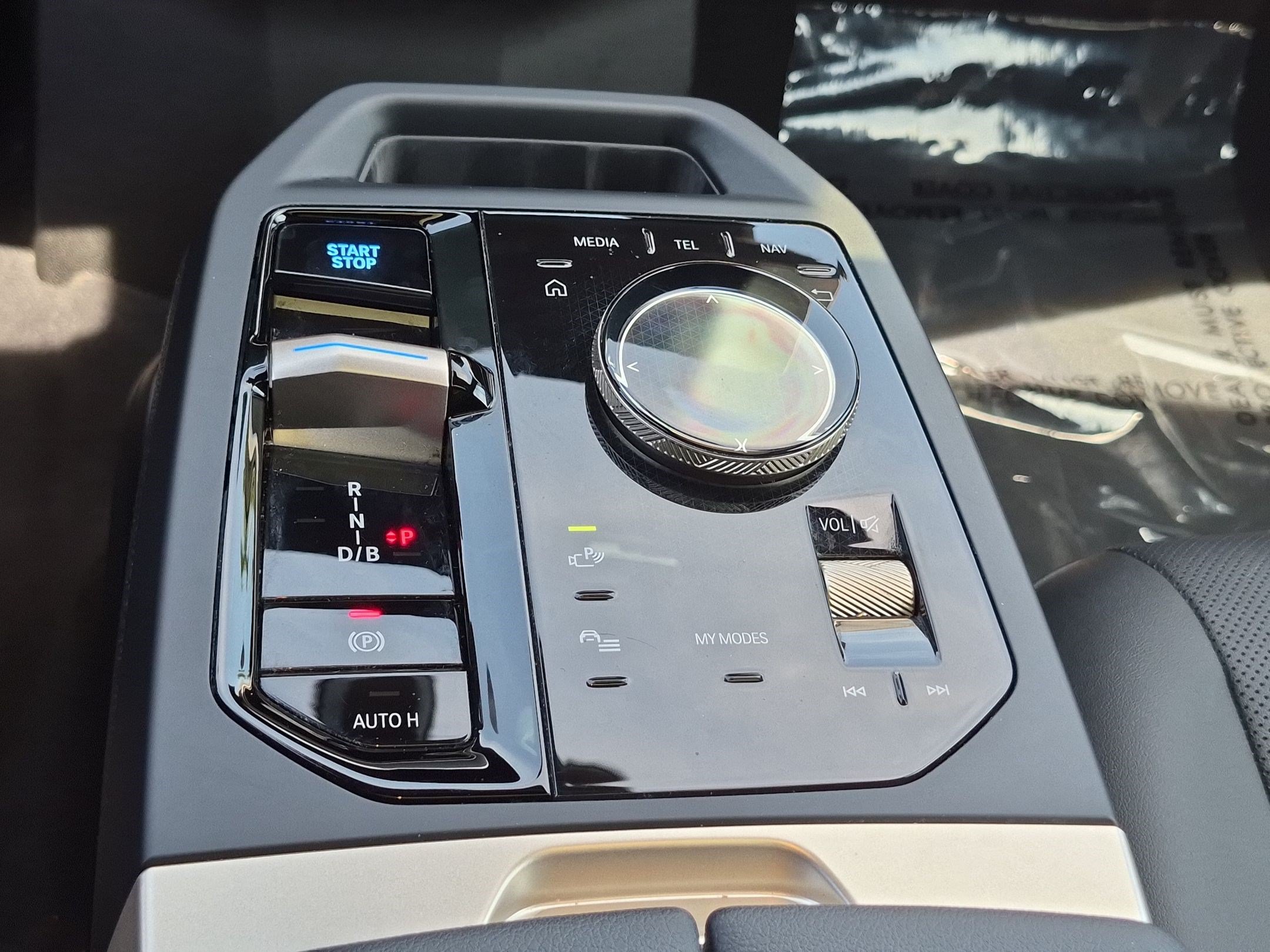 Certified 2024 BMW iX xDrive50 AWD/4WD image 26