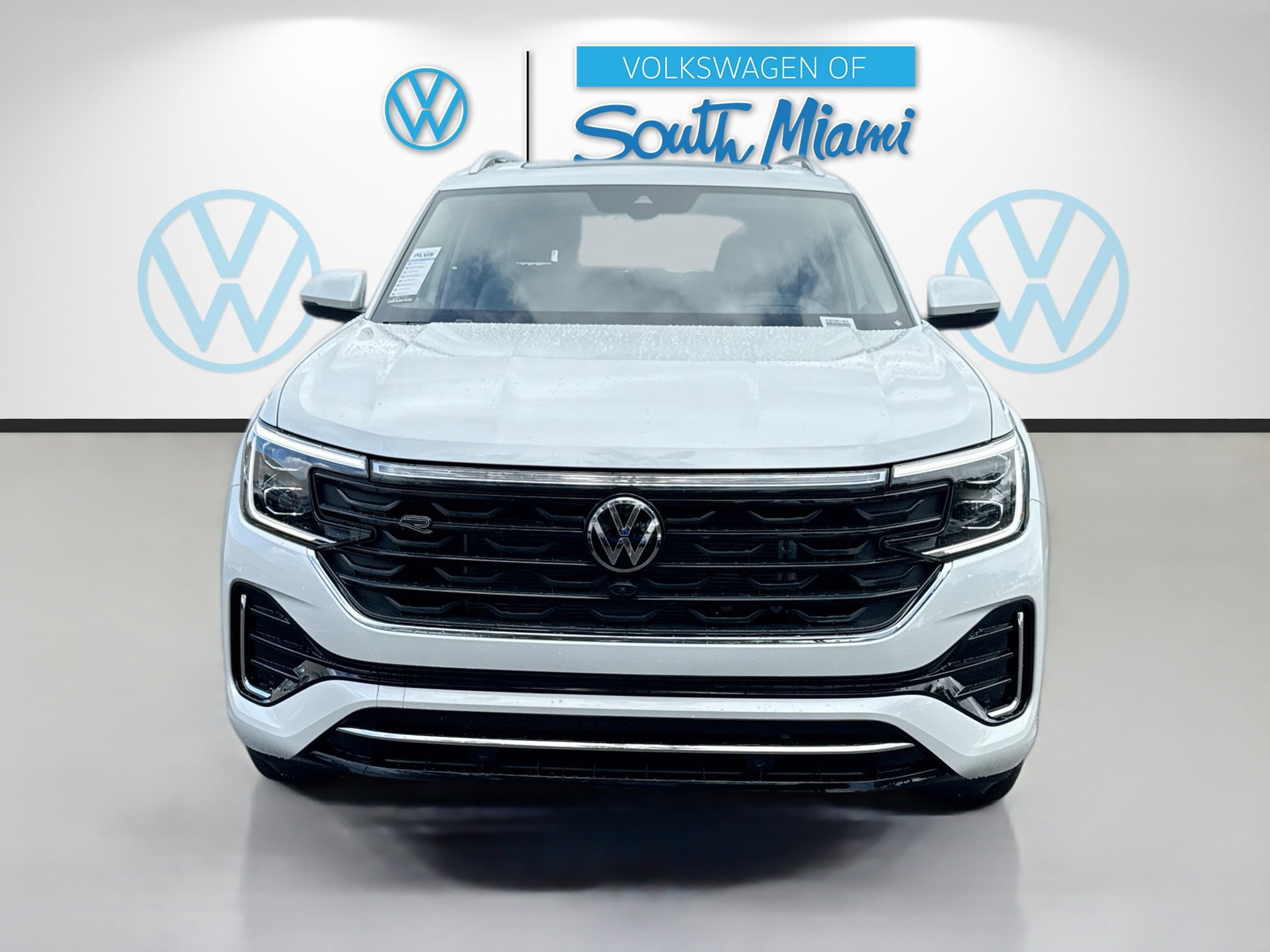 Used 2026 Volkswagen Atlas SEL Premium R-Line AWD/4WD image 2