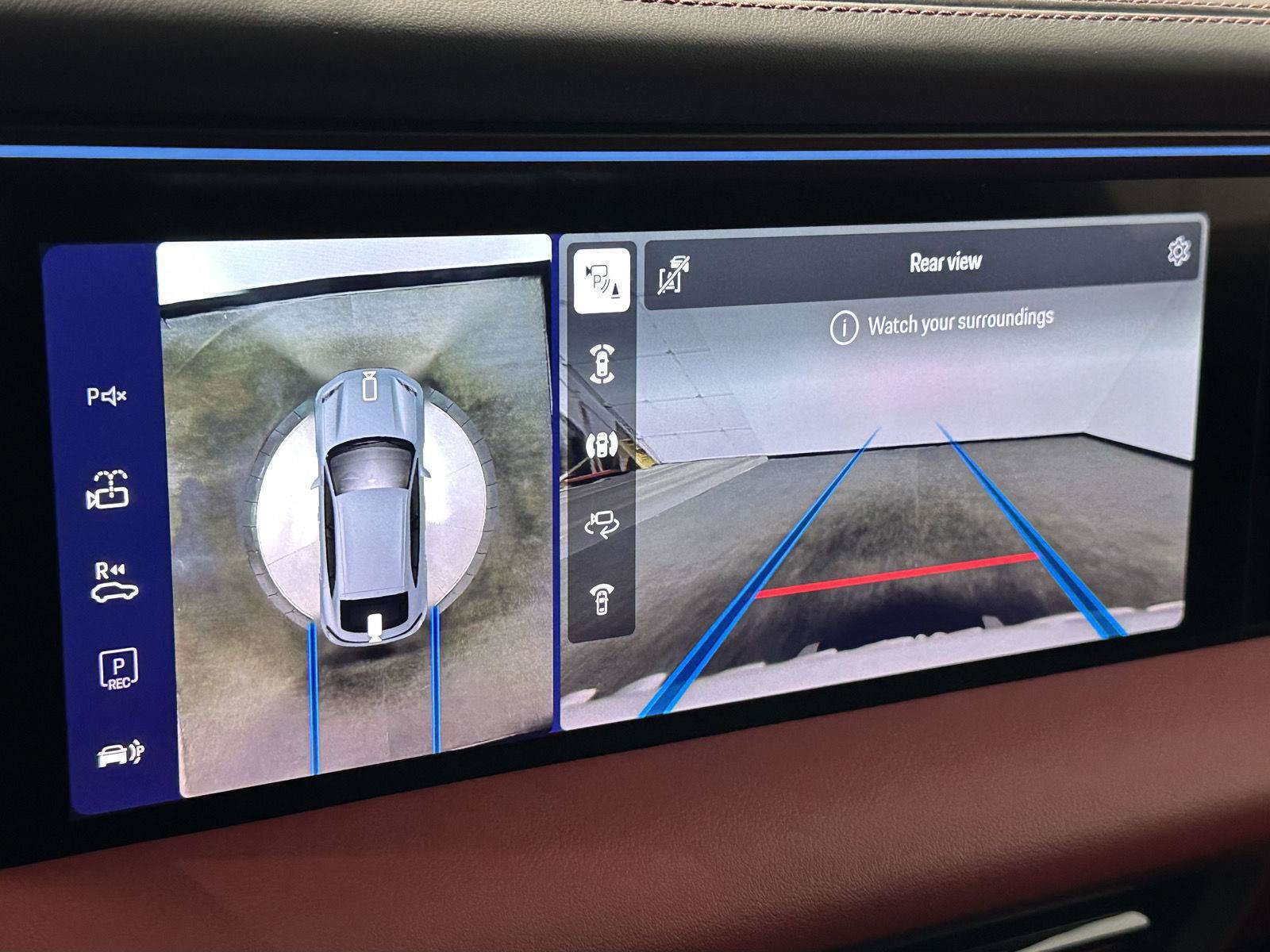 New 2026 Porsche Macan 4S Electric AWD/4WD image 30