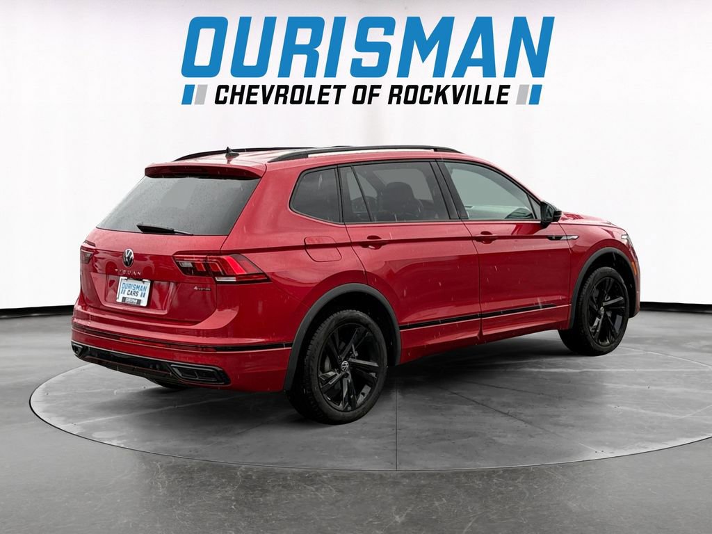 Used 2024 Volkswagen Tiguan SE R-Line image 6