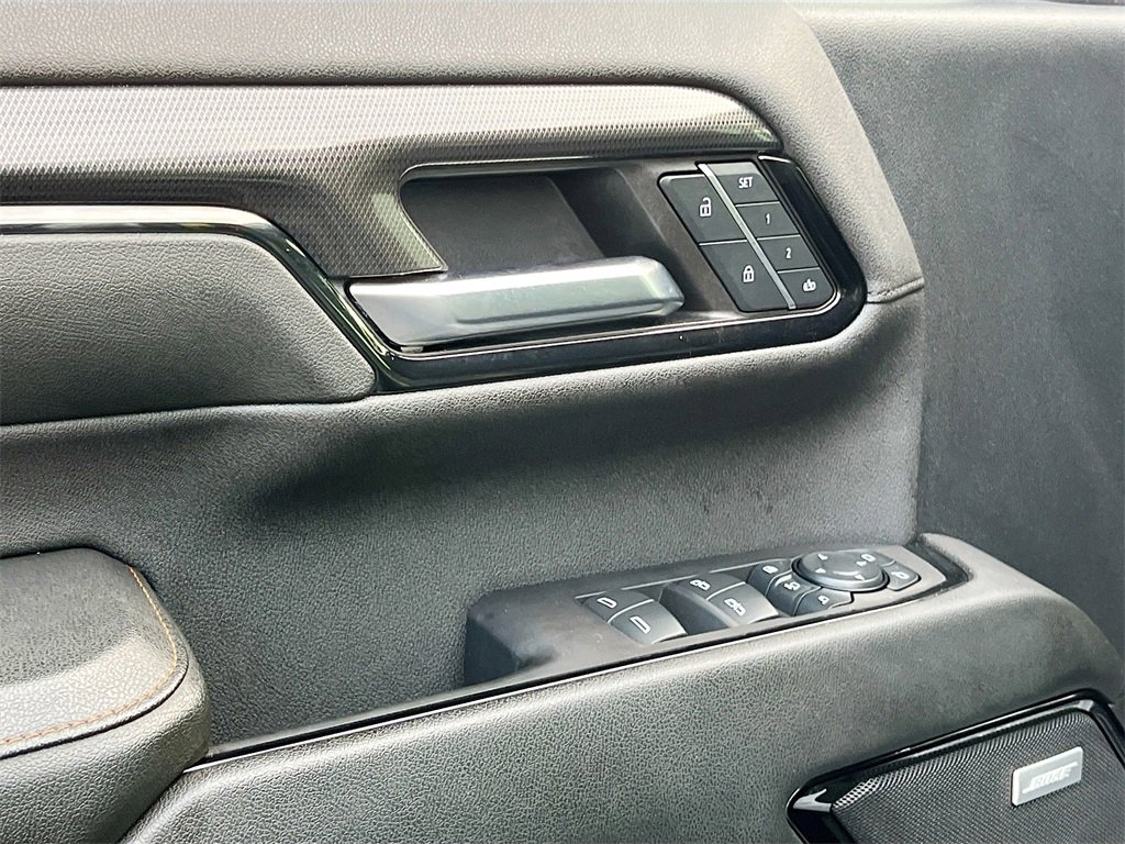 Used 2024 GMC Sierra 2500 AT4 w/ AT4 Premium Plus Package image 17