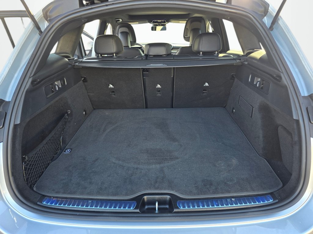Used 2026 Mercedes-Benz GLC 300 4MATIC image 12