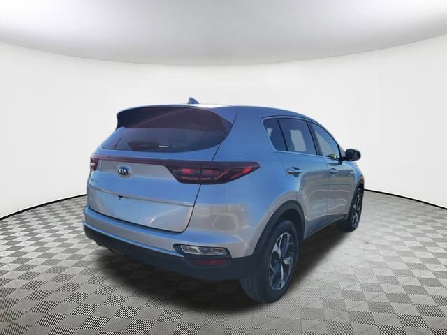 Used 2022 Kia Sportage LX image 9
