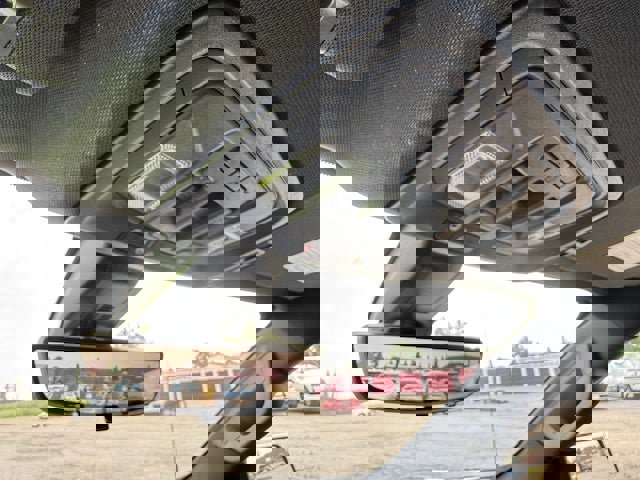 Used 2021 Chevrolet Silverado 1500 High Country w/ Technology Package image 45