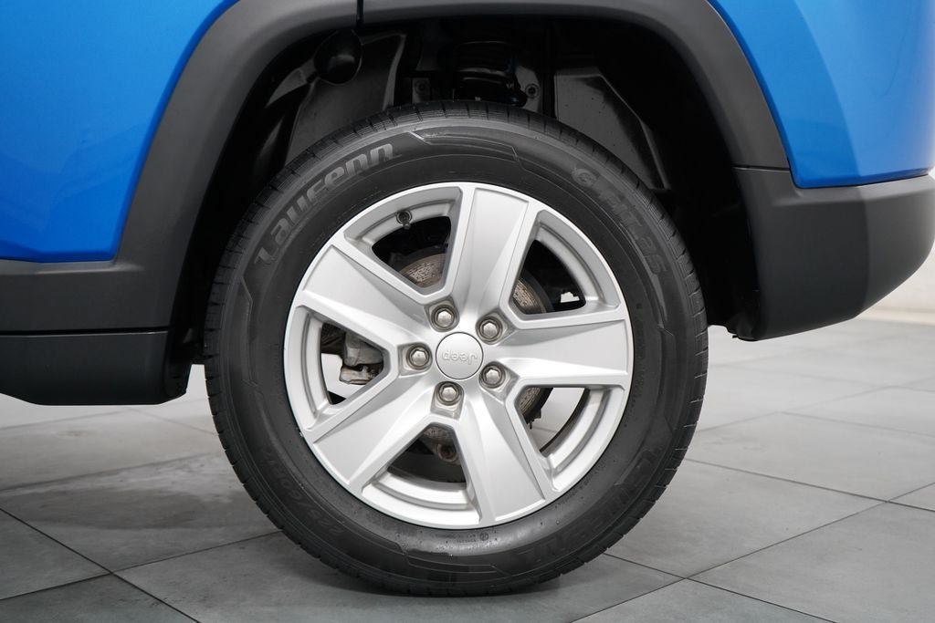 Used 2022 Jeep Compass Latitude AWD/4WD image 34