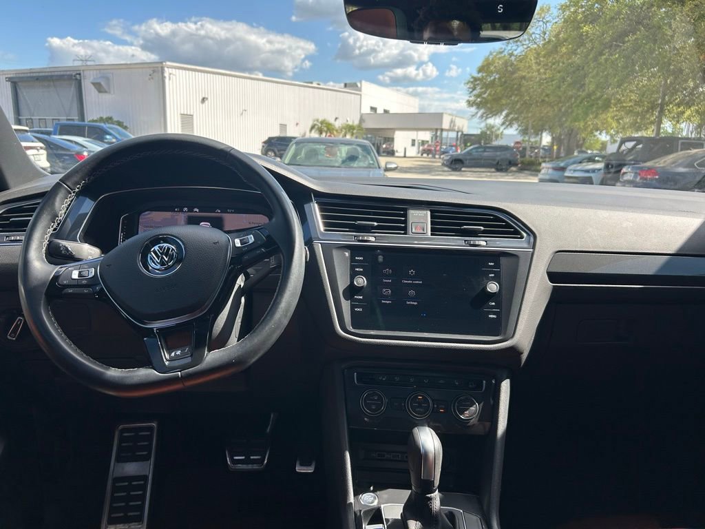 Used 2020 Volkswagen Tiguan SEL Premium R-Line AWD/4WD image 51