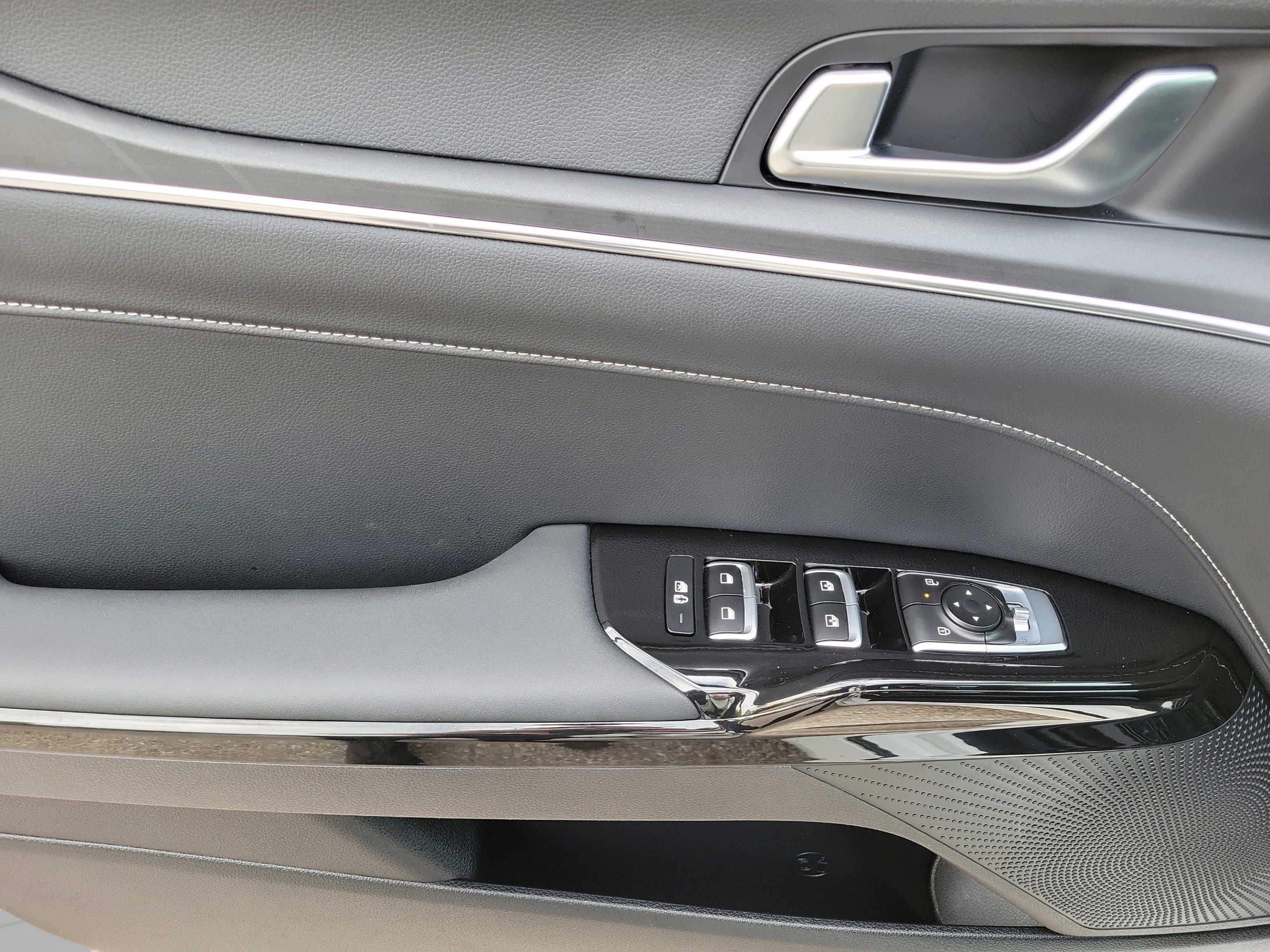 Certified 2025 Kia K5 GT-Line FWD image 21