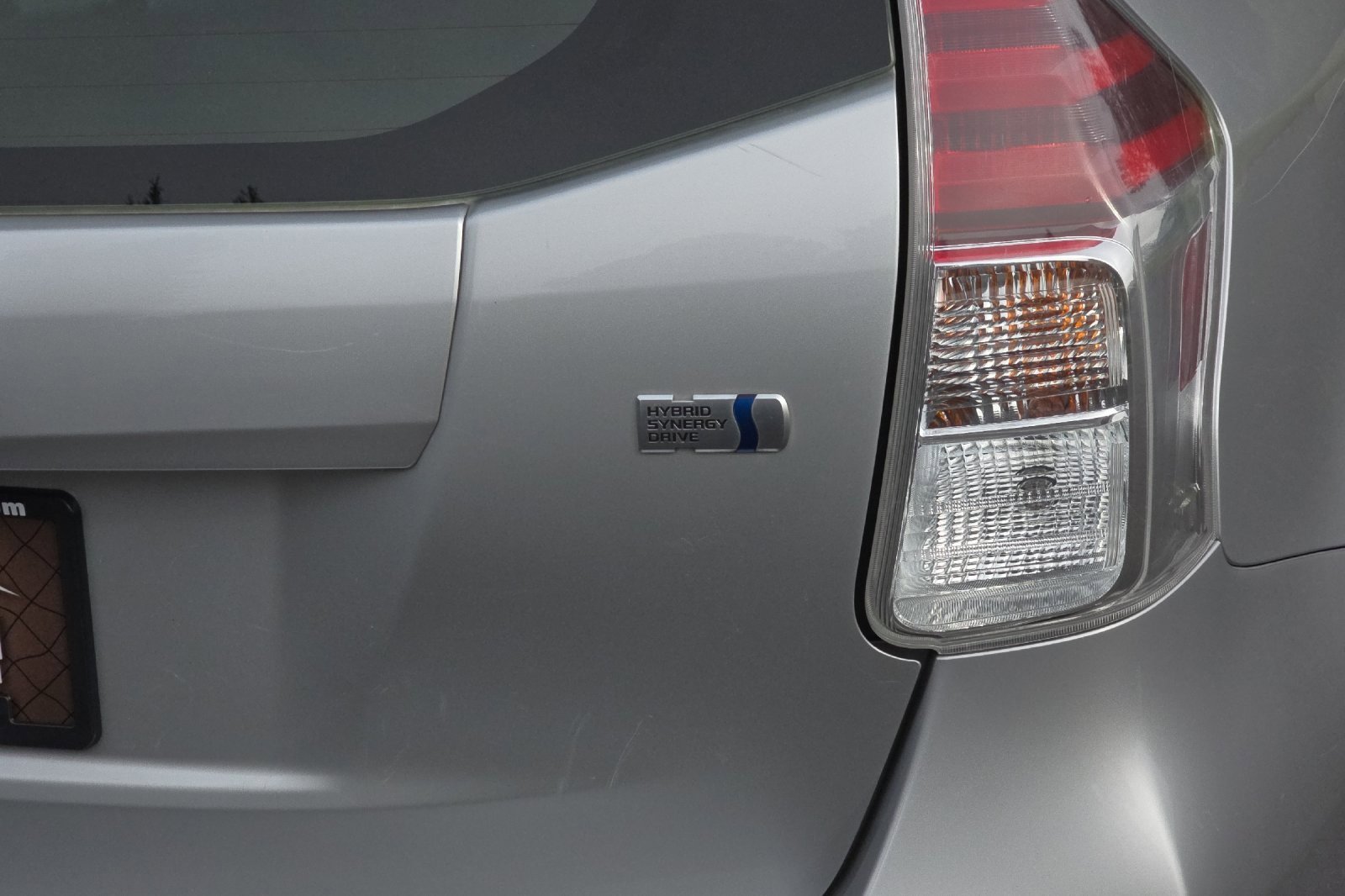 Used 2017 Toyota Prius V Four image 39