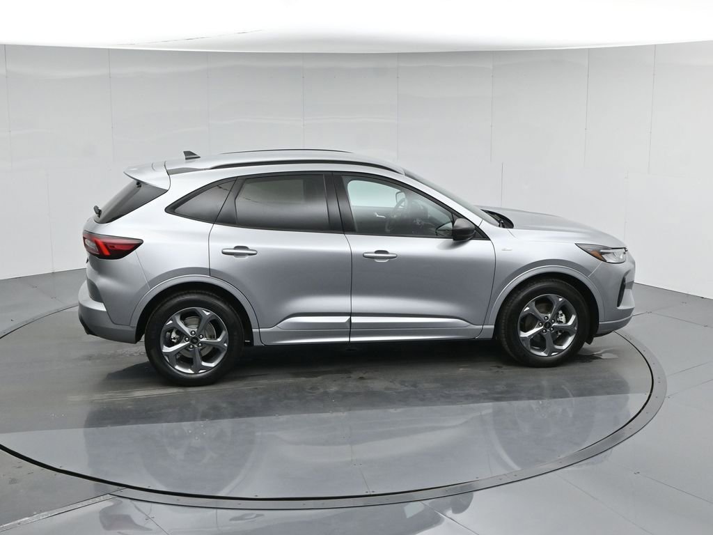 Certified 2024 Ford Escape ST-Line w/ Cold Weather Package image 46
