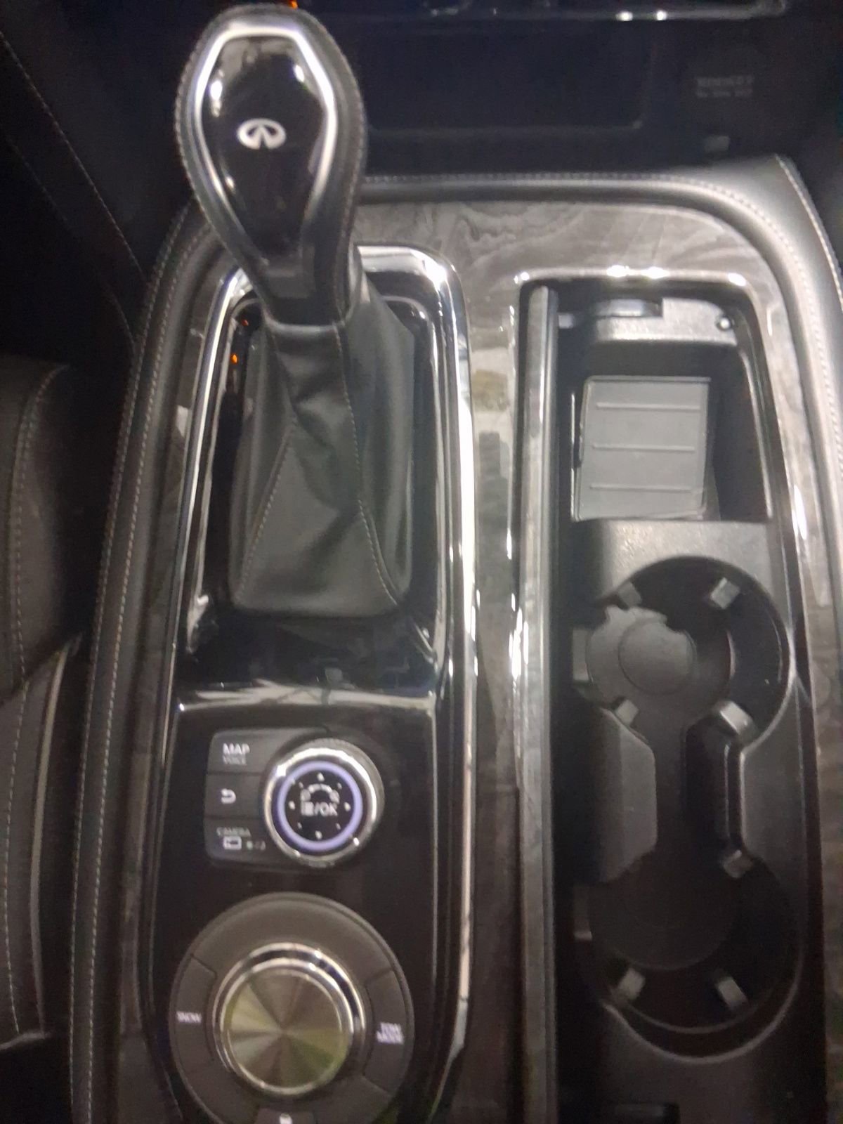 Used 2021 INFINITI QX80 Luxe RWD image 26