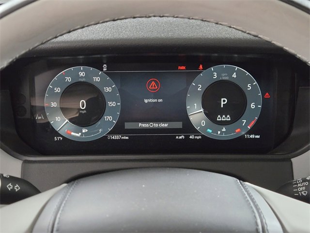 Used 2025 Land Rover Range Rover Velar Dynamic SE image 34