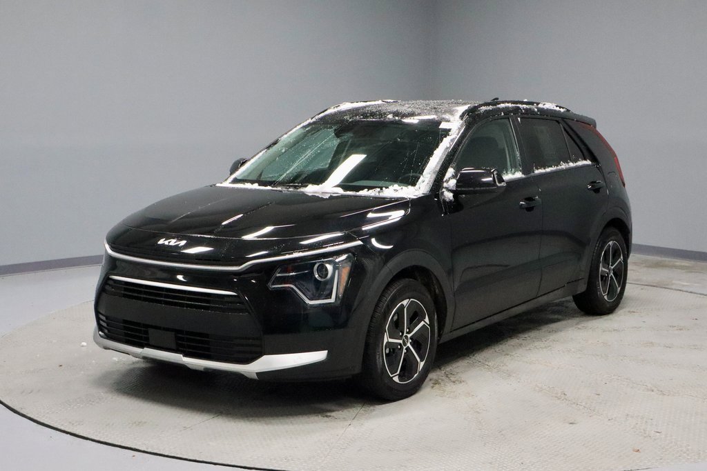 Used 2023 Kia Niro EX image 8