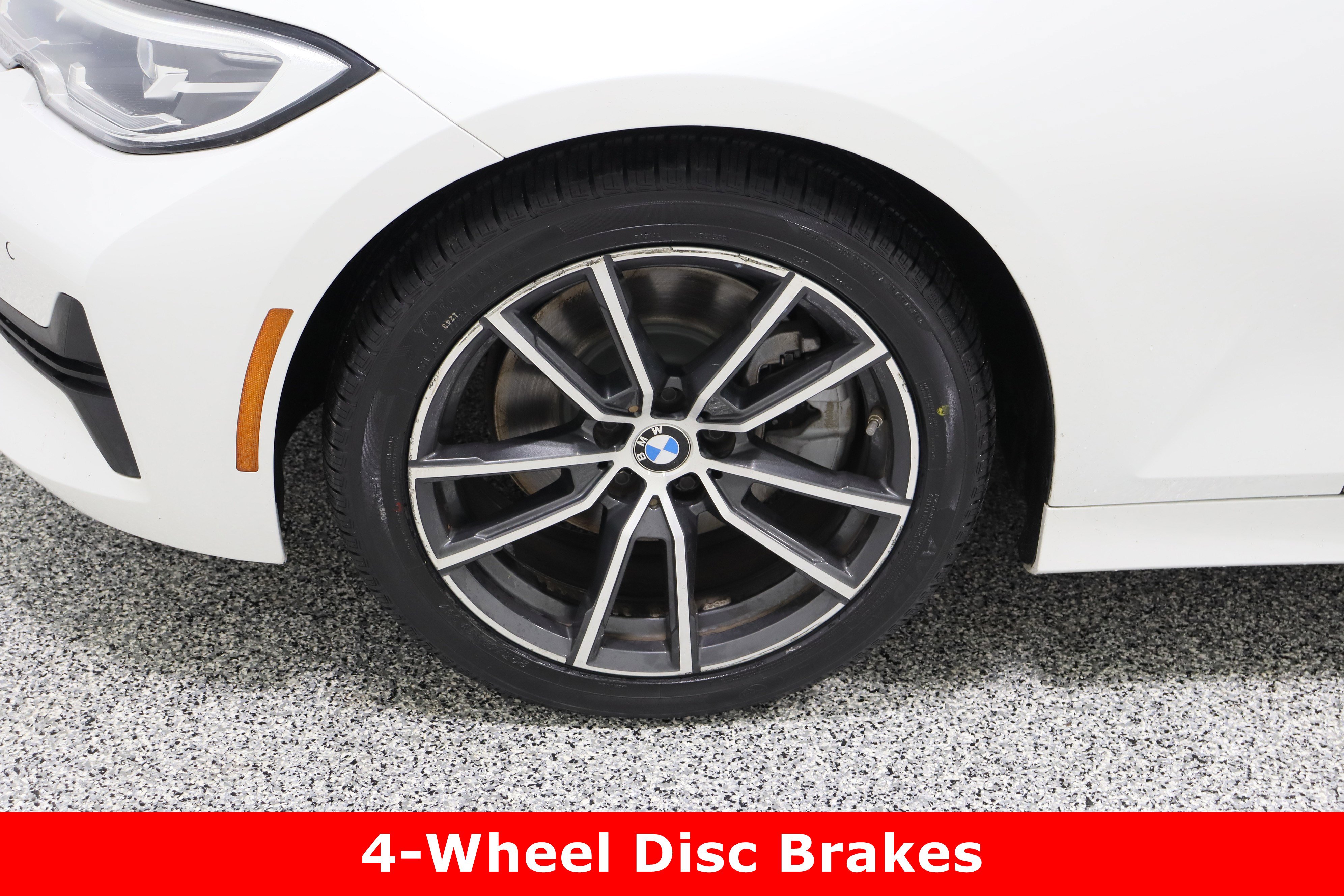 Used 2020 BMW 330i Sedan w/ Convenience Package image 11