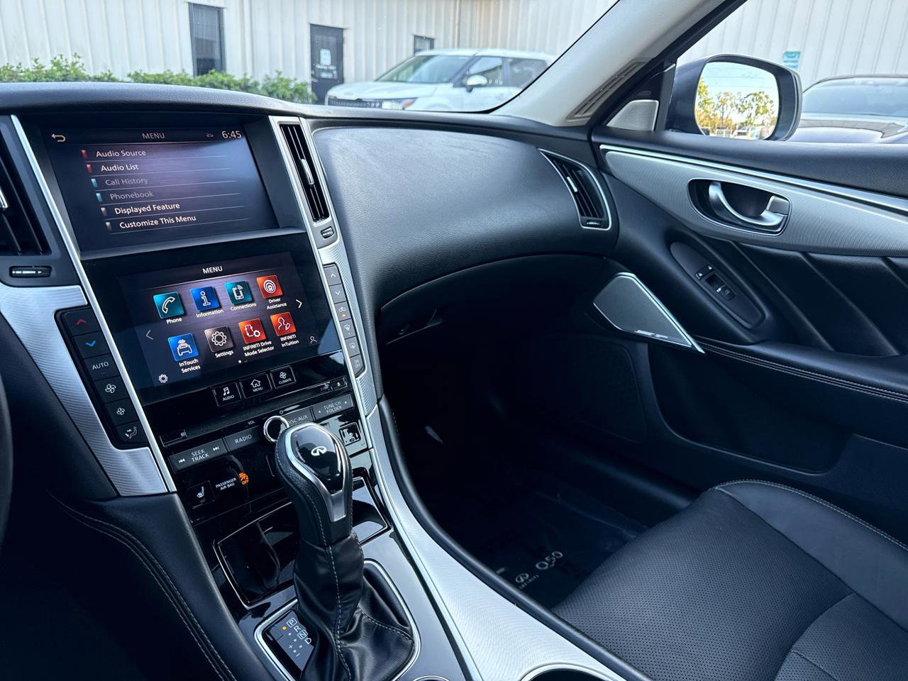 Used 2021 INFINITI Q50 Luxe w/ Seat & Sound Package image 28