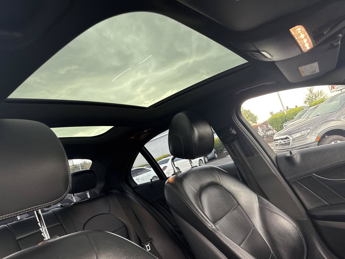Used 2016 Mercedes-Benz C 300 4MATIC Sedan image 22
