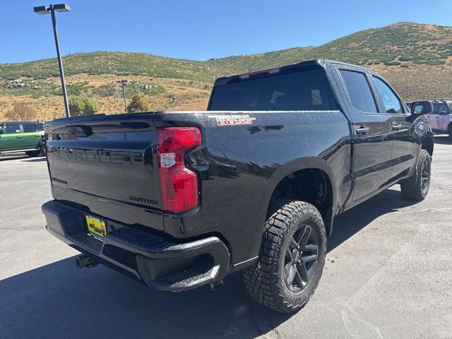 Used 2026 Chevrolet Silverado 1500 Custom Trail Boss w/ LPO, Dark Essentials Package image 4