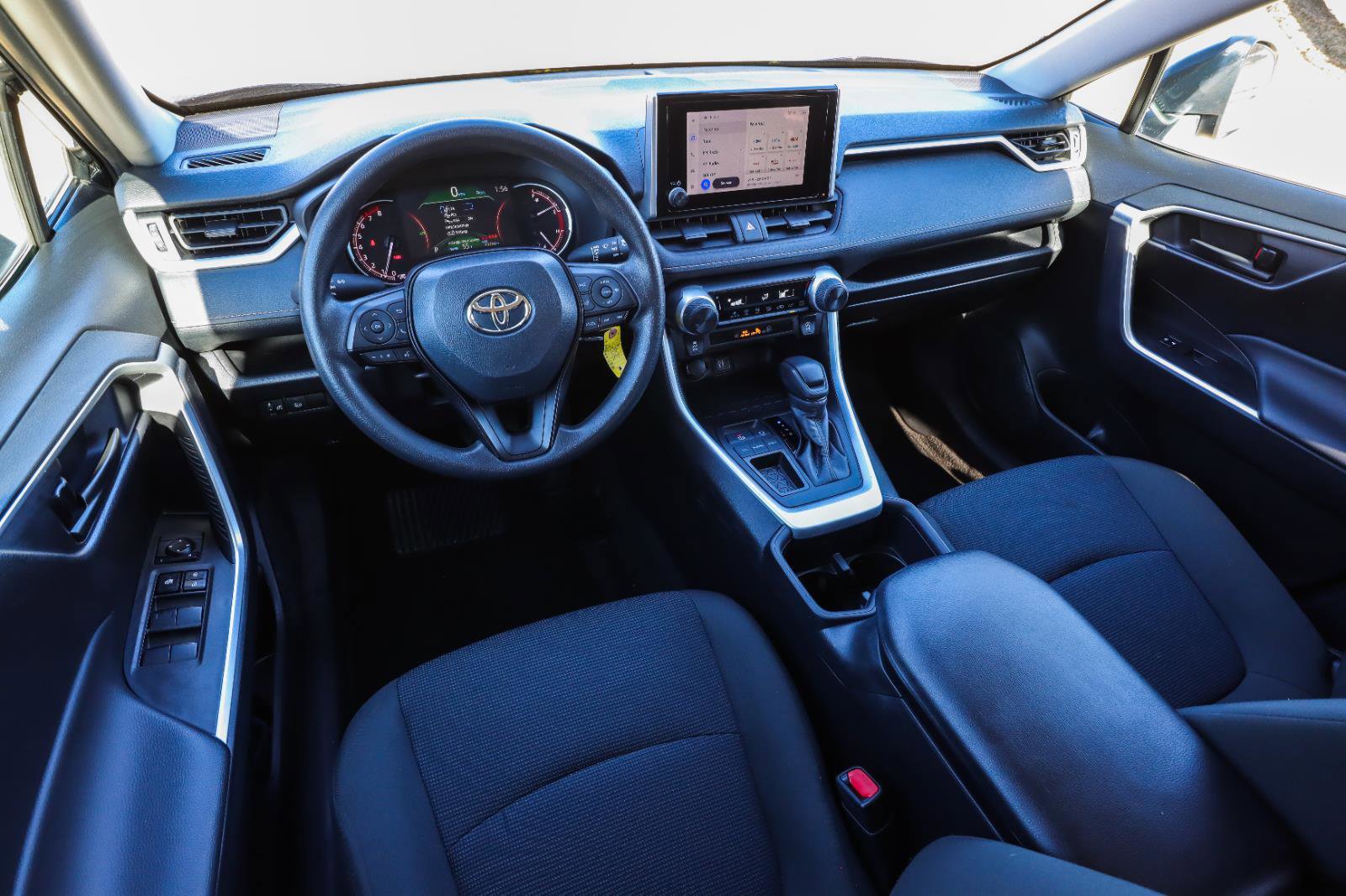 Used 2024 Toyota RAV4 LE image 22