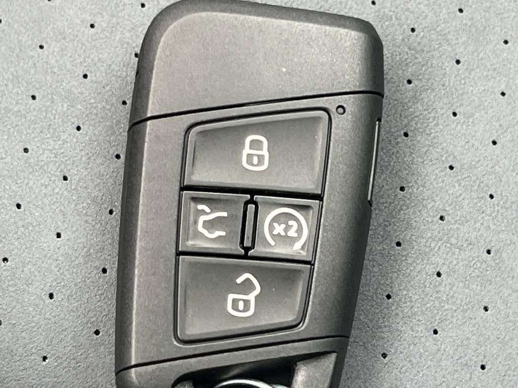 Used 2026 Volkswagen Jetta SE image 20