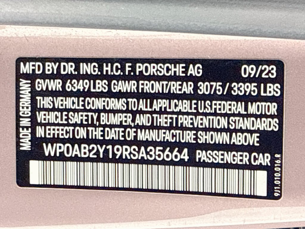 Certified 2024 Porsche Taycan 4S AWD/4WD image 33