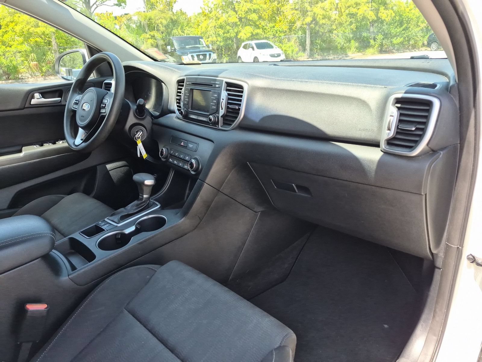 Used 2017 Kia Sportage LX AWD/4WD image 27