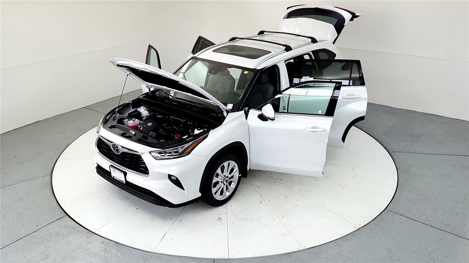 Used 2023 Toyota Highlander Limited image 23