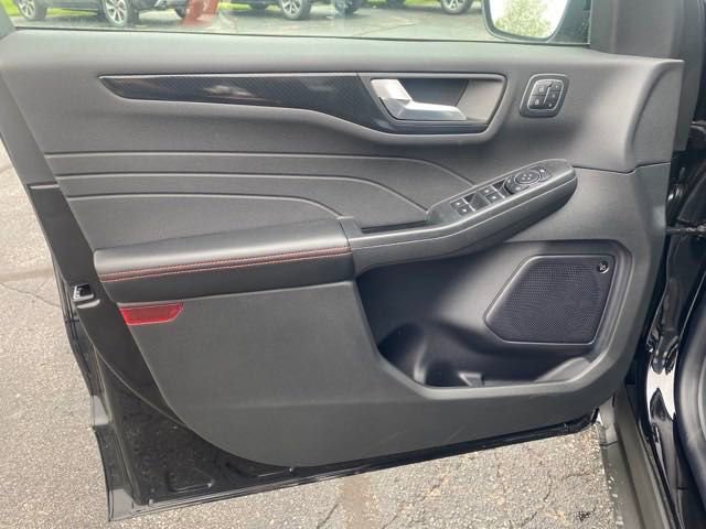 New 2024 Ford Escape ST-Line Select w/ Tech Pack #2 image 12