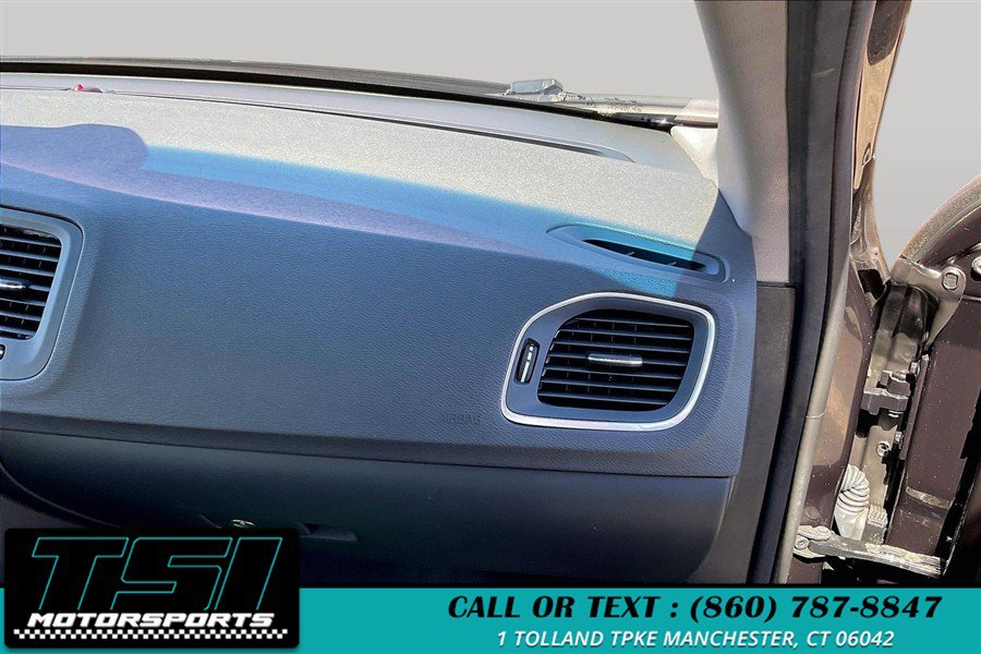 Used 2017 Volvo S60 T5 Dynamic AWD/4WD image 17