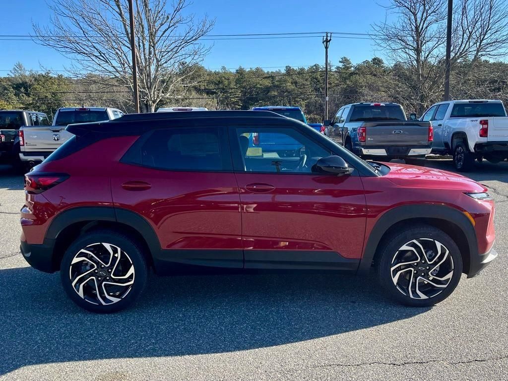 New 2026 Chevrolet TrailBlazer RS w/ Convenience Package AWD/4WD image 7