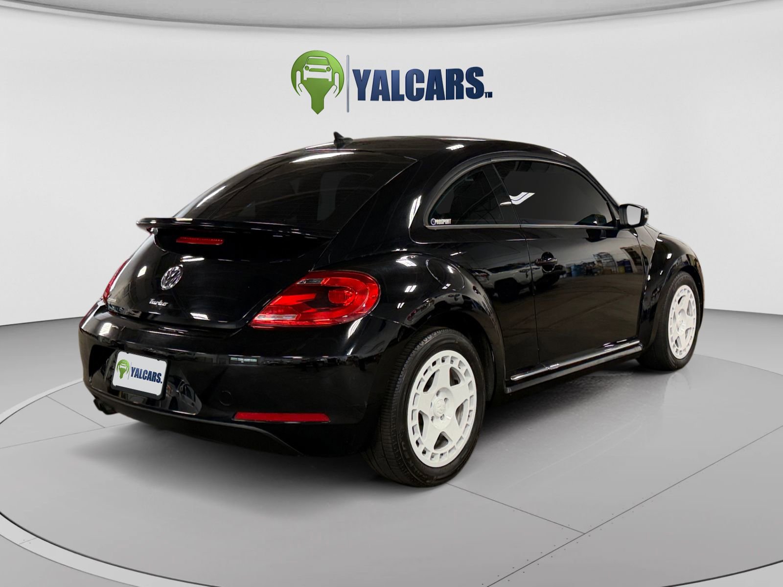 Used 2016 Volkswagen Beetle 1.8T FWD image 5