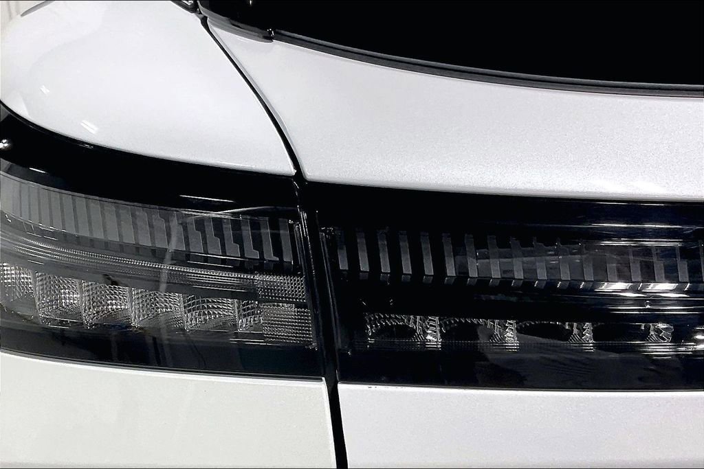 Used 2025 Nissan Murano Platinum w/ Cargo Package image 40