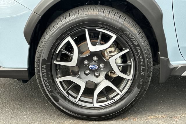 Used 2019 Subaru Crosstrek Hybrid w/ Moonroof Package w/Navigation AWD/4WD image 29